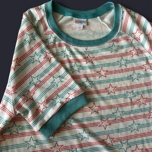 LuLaRoe Patriotic Star Tee – Size M